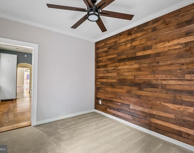 719 S Montford Avenue - Photo Thumbnail 21
