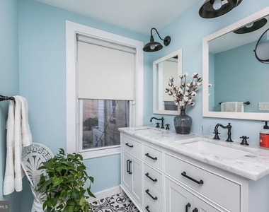 719 S Montford Avenue - Photo Thumbnail 28