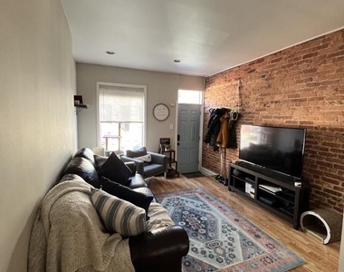 136 N Curley Street - Photo Thumbnail 7
