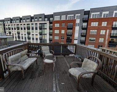 1119 Race Street - Photo Thumbnail 27