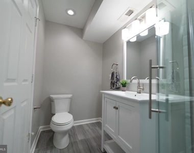 1119 Race Street - Photo Thumbnail 17