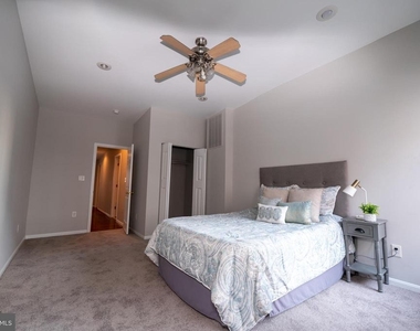 1119 Race Street - Photo Thumbnail 20