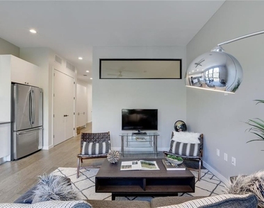 800 Embassy Dr - Photo Thumbnail 2