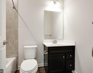 188 Woodgate Circle - Photo Thumbnail 25