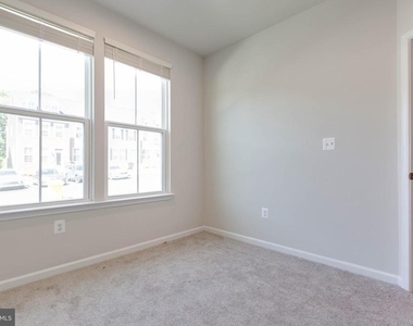 188 Woodgate Circle - Photo Thumbnail 28