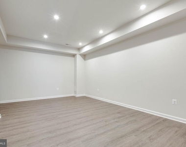 188 Woodgate Circle - Photo Thumbnail 32