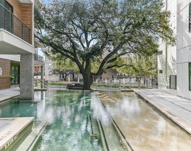 2500 Longview St - Photo Thumbnail 12