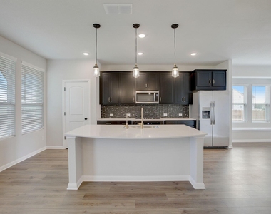 125 Clemens Dr - Photo Thumbnail 8
