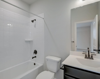 125 Clemens Dr - Photo Thumbnail 16