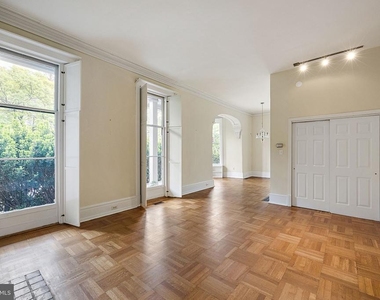 1401 Delaware Avenue - Photo Thumbnail 3