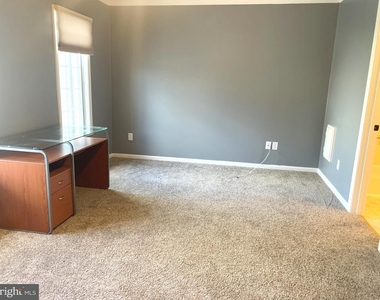 4816 Misty Court - Photo Thumbnail 14
