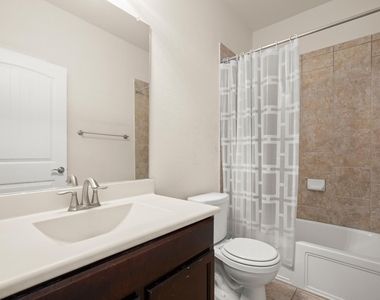 10012 Epic Knoll Dr - Photo Thumbnail 20