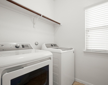 10012 Epic Knoll Dr - Photo Thumbnail 27