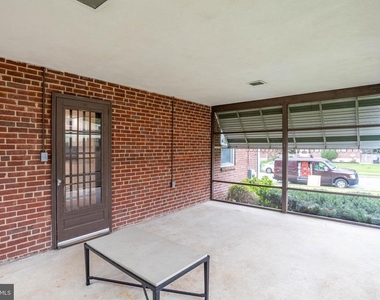 8 Marvilo Avenue - Photo Thumbnail 8