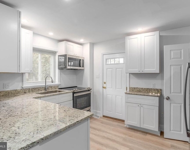 8 Marvilo Avenue - Photo Thumbnail 5