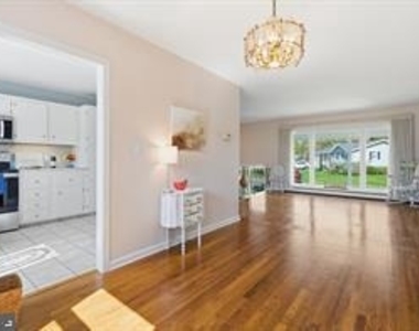117 Larkspur - Photo Thumbnail 8