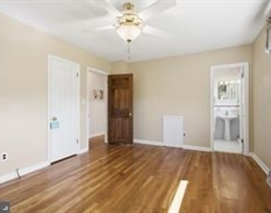 117 Larkspur - Photo Thumbnail 12