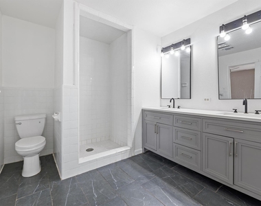 1106 Hackberry Dr - Photo Thumbnail 12