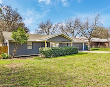1106 Hackberry Dr - Photo Thumbnail 1