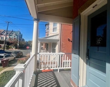 1517 W 14th Street - Photo Thumbnail 2