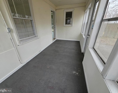 73 Upland Avenue - Photo Thumbnail 17