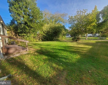 73 Upland Avenue - Photo Thumbnail 30
