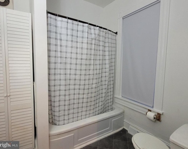 222 N Bradford Street - Photo Thumbnail 7