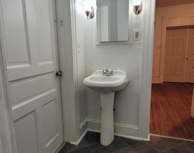 222 N Bradford Street - Photo Thumbnail 6
