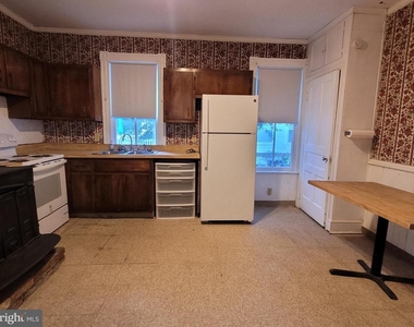 222 N Bradford Street - Photo Thumbnail 11