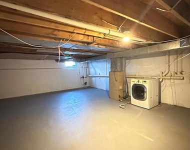 318 Stonebrook Place - Photo Thumbnail 9