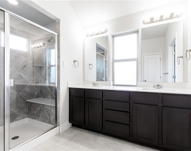 2104 Pindos Pony Way - Photo Thumbnail 16