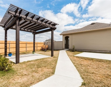 2104 Pindos Pony Way - Photo Thumbnail 29