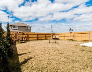 2104 Pindos Pony Way - Photo Thumbnail 30