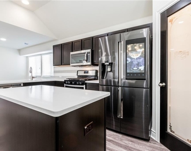 2104 Pindos Pony Way - Photo Thumbnail 10