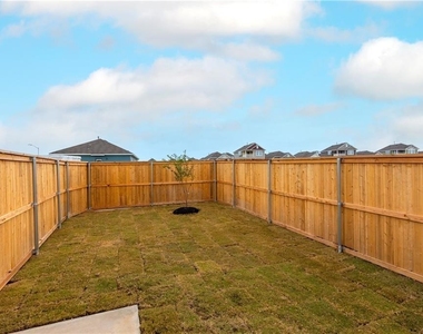 124 Spiny Lizard Ln - Photo Thumbnail 19