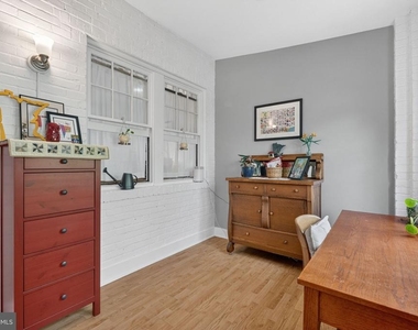 1836 Independence Avenue Se - Photo Thumbnail 17