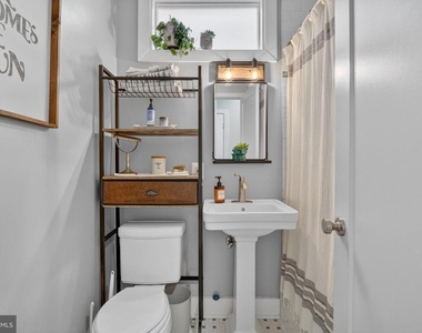 1836 Independence Avenue Se - Photo Thumbnail 13