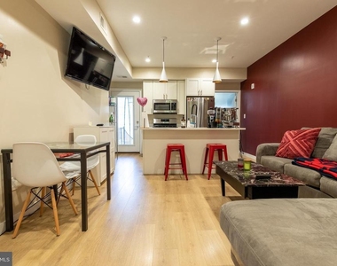 839 19th Street Ne - Photo Thumbnail 3