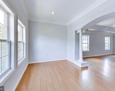 5713 Eads Street Ne - Photo Thumbnail 22