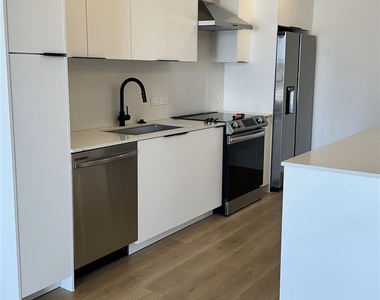 1701 Simond Ave - Photo Thumbnail 3