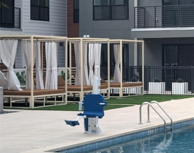 1701 Simond Ave - Photo Thumbnail 6