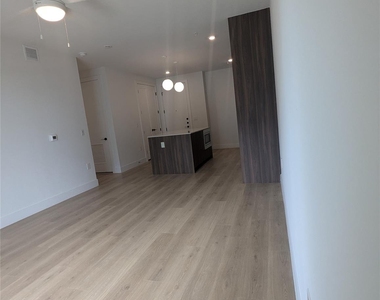 1701 Simond Ave - Photo Thumbnail 9
