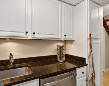 1615 Q Street Nw - Photo Thumbnail 9