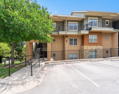 6810 Deatonhill Dr - Photo Thumbnail 19