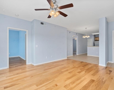 6810 Deatonhill Dr - Photo Thumbnail 2