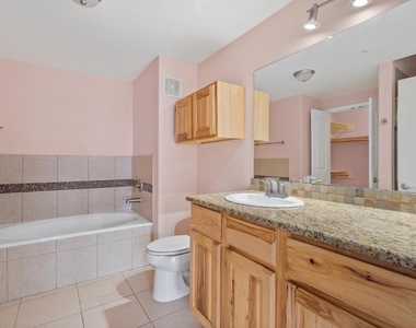 6810 Deatonhill Dr - Photo Thumbnail 9