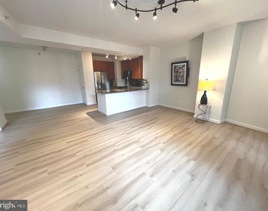 400 Massachusetts Avenue Nw - Photo Thumbnail 13
