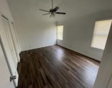 1104 Winecup Ct - Photo Thumbnail 7
