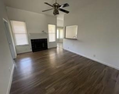 1104 Winecup Ct - Photo Thumbnail 1