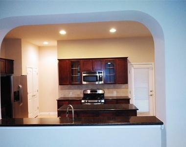 348 Stone View Trl - Photo Thumbnail 6